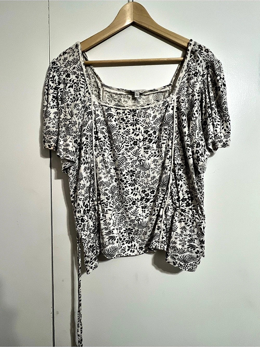 Lucky Brand Square Neck Printed Short Sleeve Top Floral Blouse White & Black XL